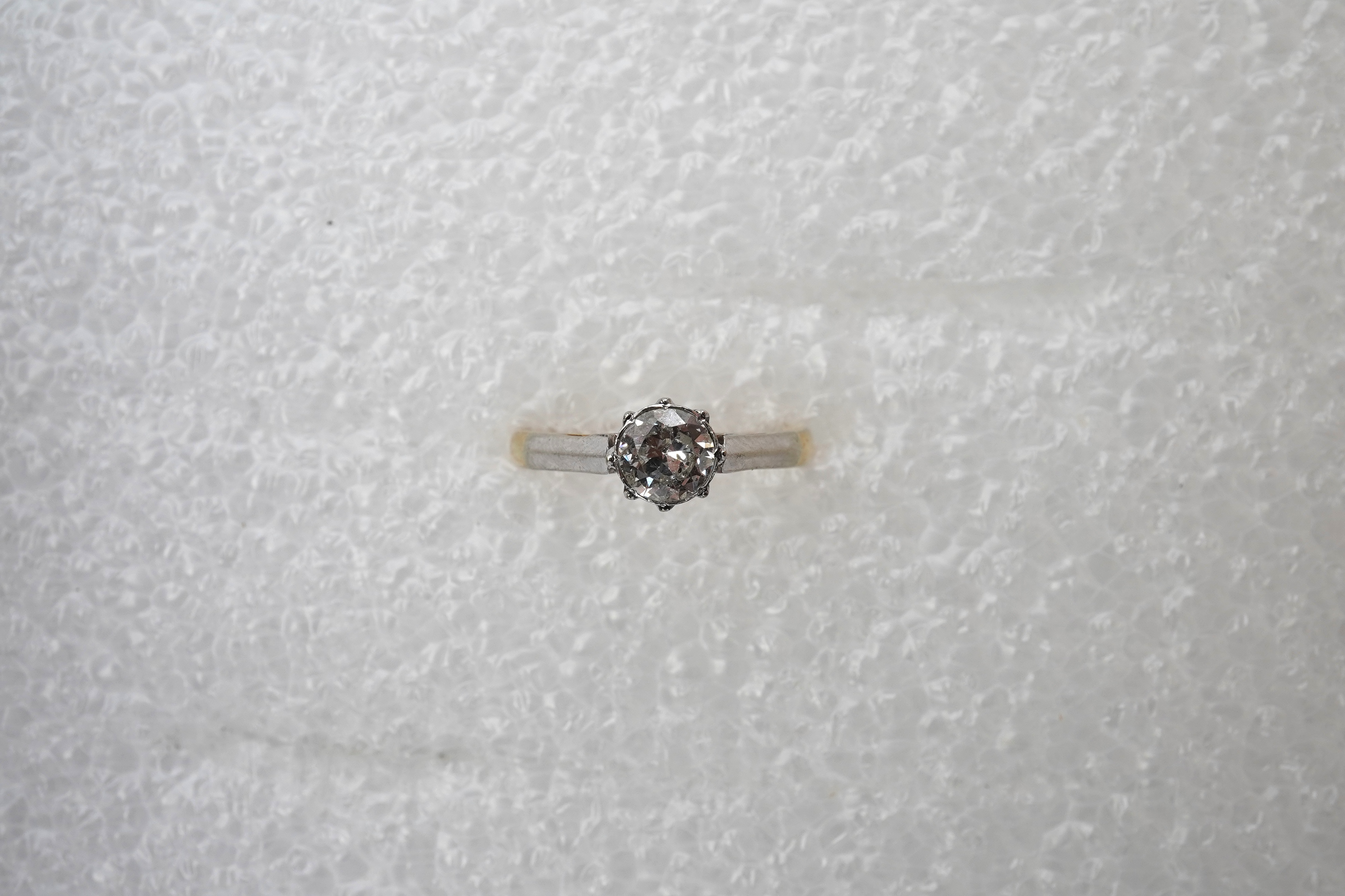 A diamond ring, early 20th century